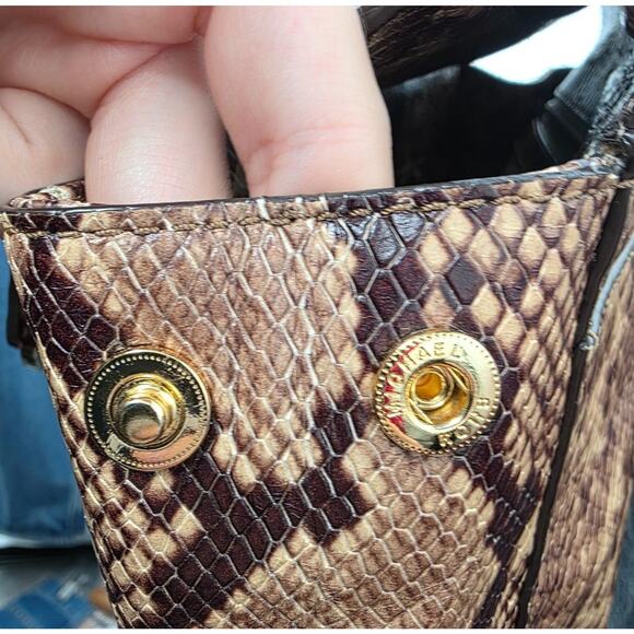 Michael Kors Ava Medium Python Snake Leather Crossbody Satchel Bag Khaki - Picture 15 of 15